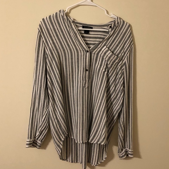 Lucky Brand Striped Long Sleeve - Picture 3 of 8